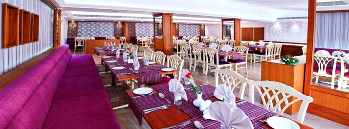 835/Abad Plaza - Kochi 06.jpg